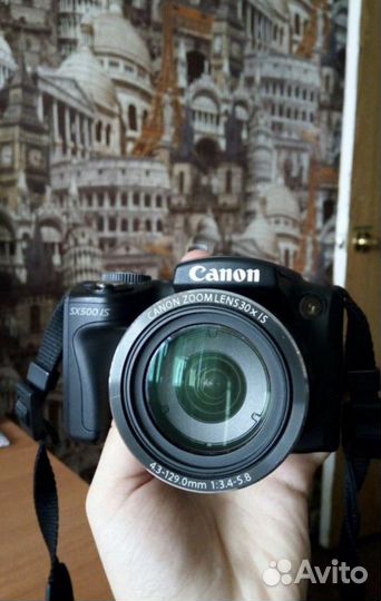 Зеркальный фотоаппарат