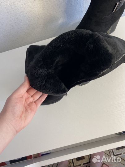 Зимние женские сапоги 38 новые