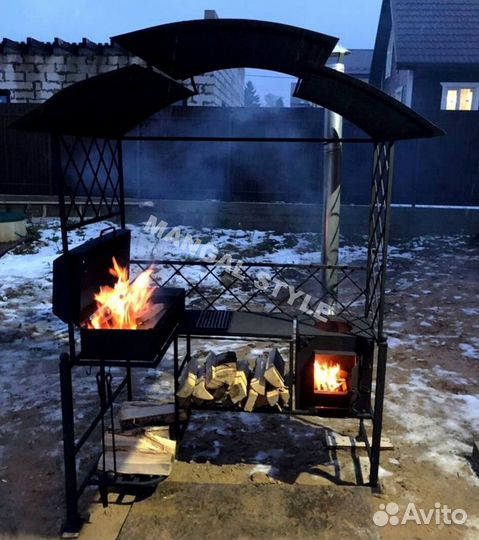 Беседка с мангалом