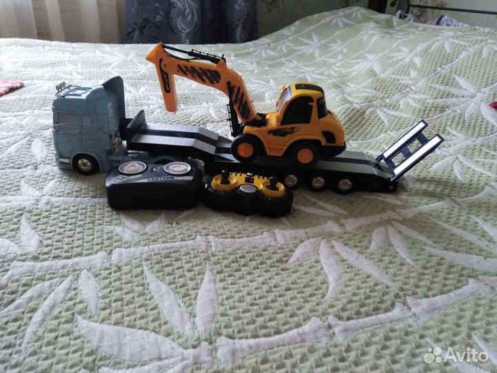 Экскаватор