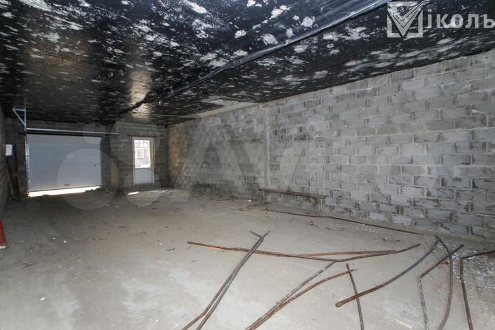 Дом 162,7 м² на участке 1 сот.