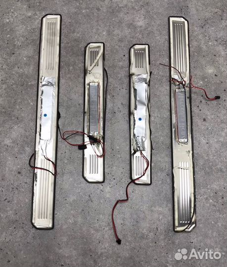 Накладка на порог Mercedes-Benz Cls500 C219