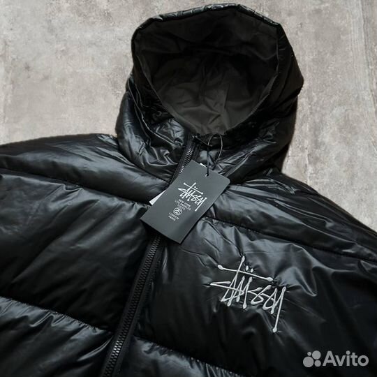 Глянцевый пуховик Stussy