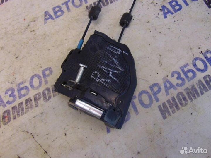 Замок двери задний Toyota Rav4 A30 2006-2013