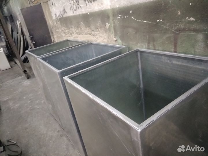 Бак для воды садовый объём1,04 м3, 2 мм оцинк