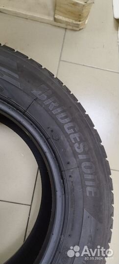 Bridgestone Duravis All Season 215/65 R16C