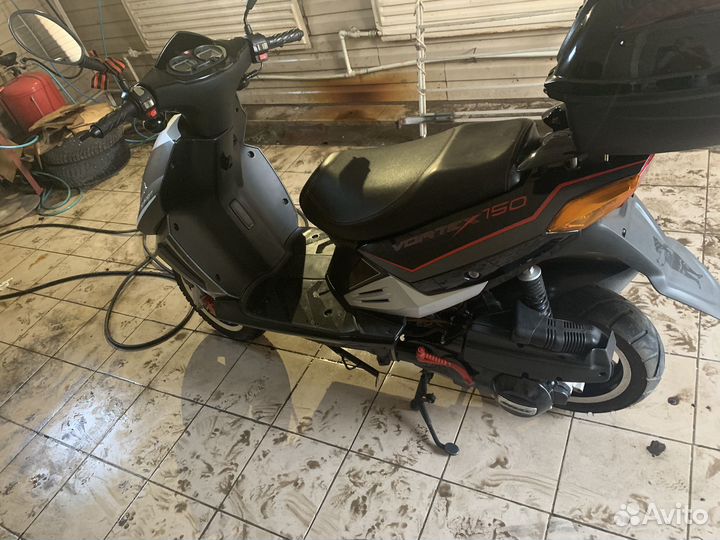 Продам Скутер Stels Vortex 150