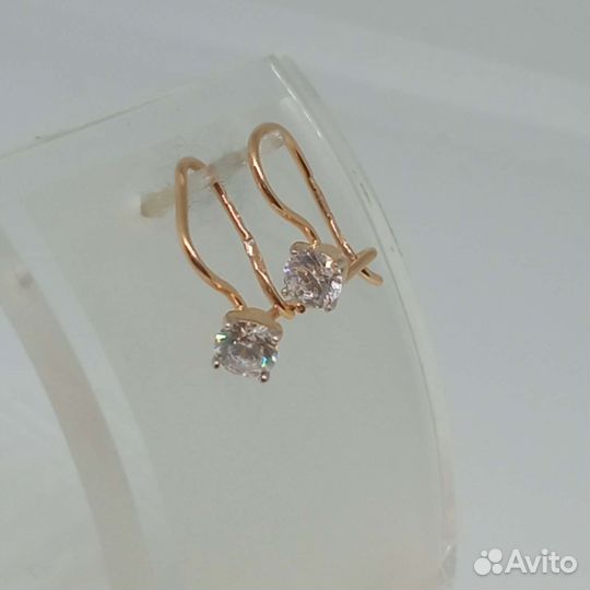 Золотые серьги