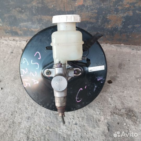 Главный тормозной Mitsubishi Lancer Cedia CS2A