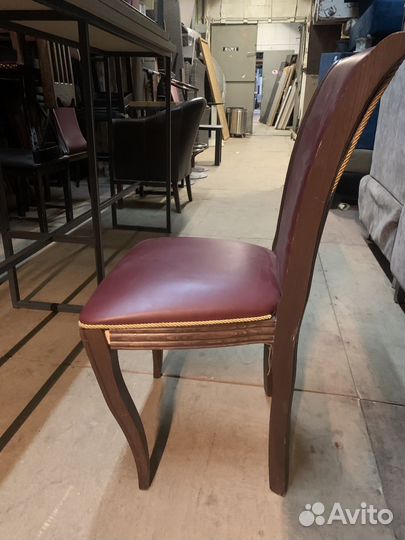 Стулья банкетные