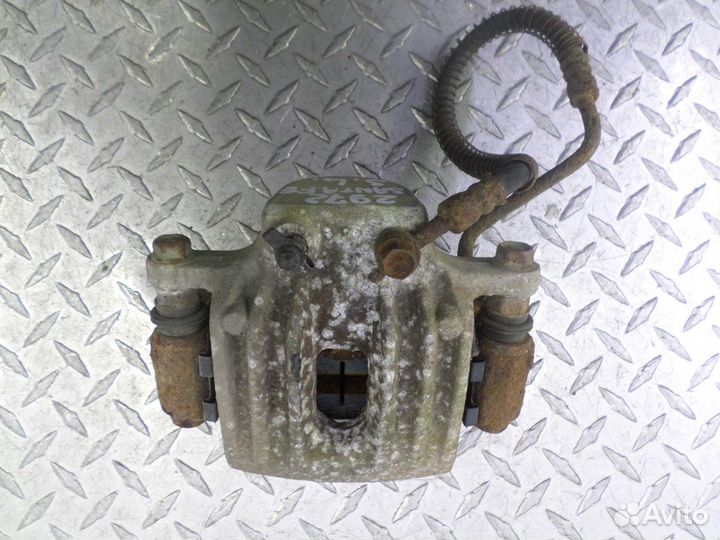 Суппорт задний левый Hyundai Santa Fe 2 CM