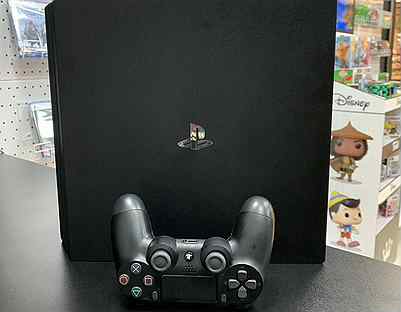 Sony PlayStation 4 Pro (1TB), 1 геймпад
