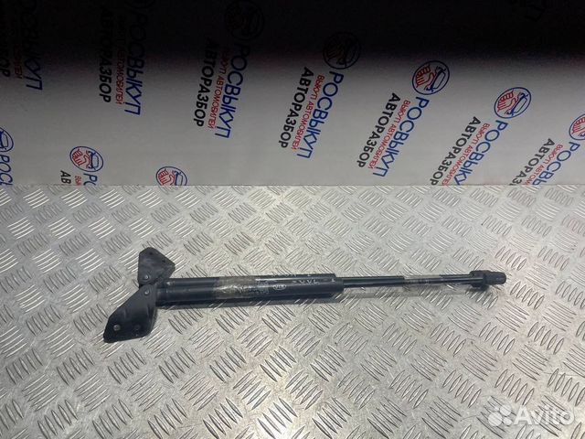 Амортизатор багажника Kia Soul (AM) I (2008–2011)