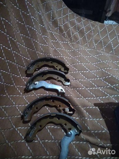 Тормозные задние колодки