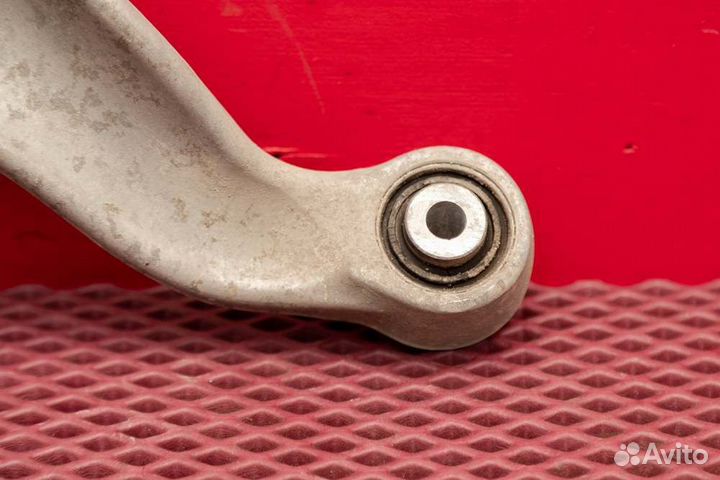 Рычаг подвески верхний задний левый Audi A6 C7