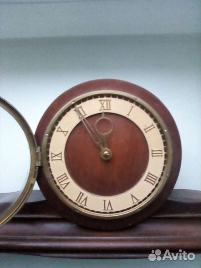 Каминные часы 