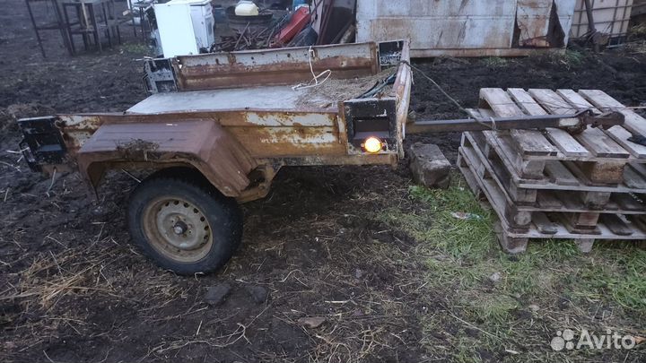 Прицеп легковой