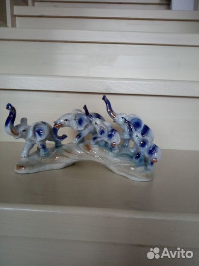 Фигурки-статуэтки