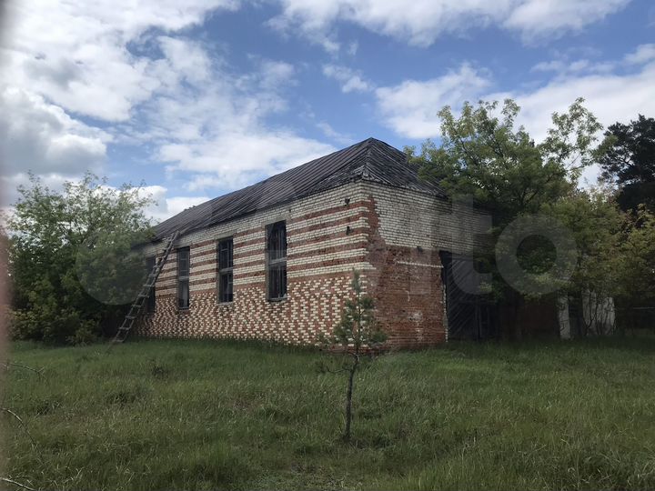 Здание, 452 м²