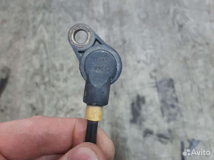 Датчик ABS Toyota Duet M100A