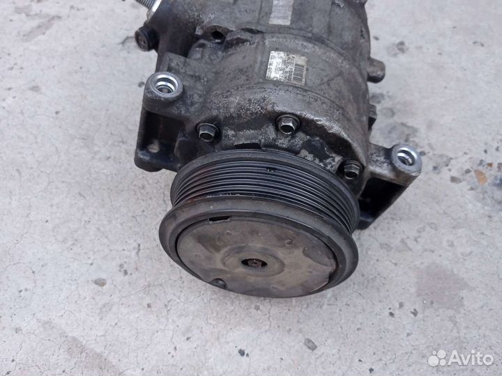 Компрессор автомобильный Audi Ауди