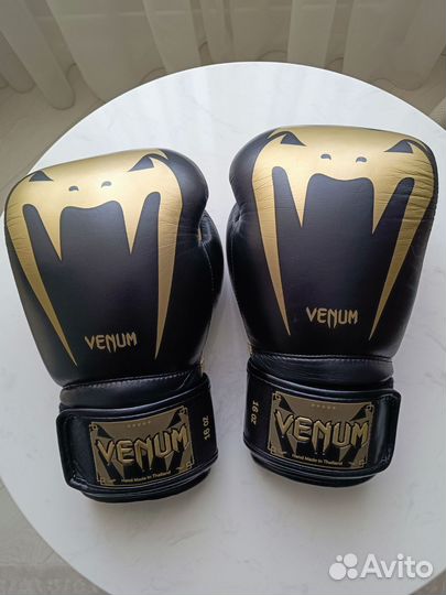 Боксерские перчатки 16 oz кожа