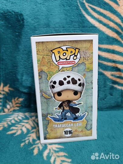 Funko Pop Trafalgar Law 1016 (AAA anime exclusive)