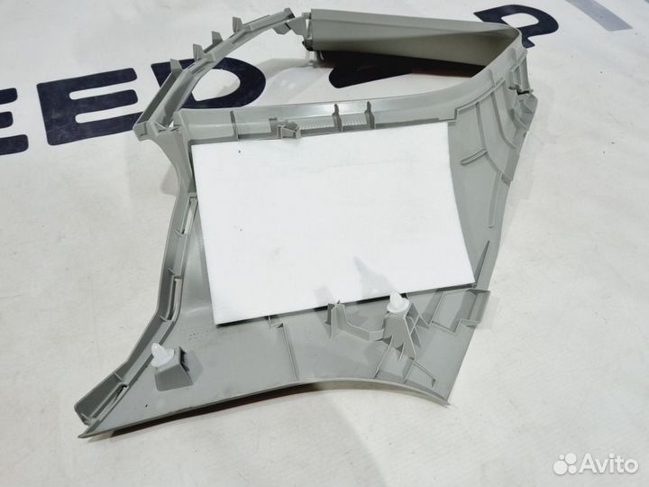 Обшивка стойки Suzuki Vitara P90 M16A 2017