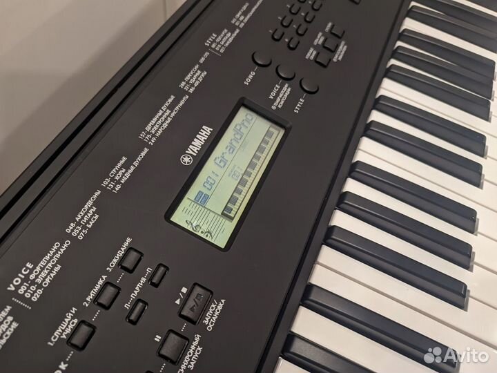 Синтезатор Yamaha psr e360b