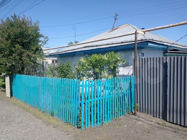 Дом 46 м² на участке 9 сот.