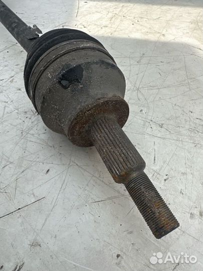 Привод передний правый Jeep Grand Cherokee WK2 ERC