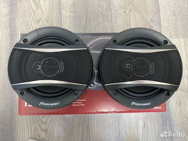 Колонки Pioneer 13 см