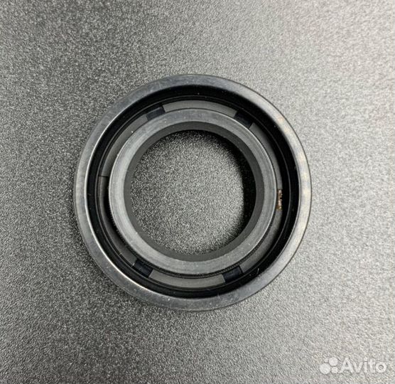 Сальник коленвала Tohatsu 8-9,8 MFS2.5-6 (101-001