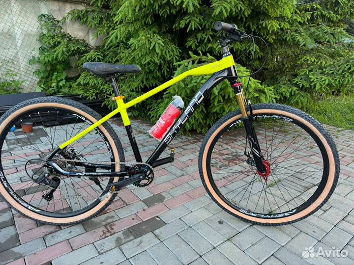 Новый на 29 колесах, алюминий,9скоростей