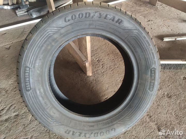 Goodyear Eagle Sport 2 215/65 R16 98H