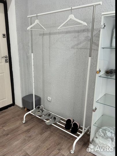 Вешалка напольная