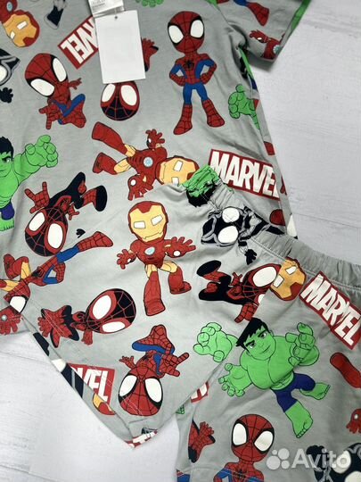 Летний костюм на мальчика Marvel H&M