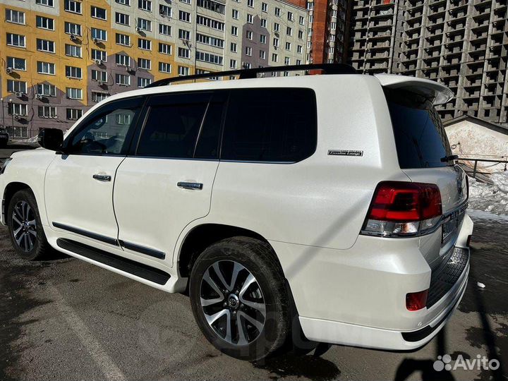 Обвес Toyota Land Cruiser 200 Executive Lounge