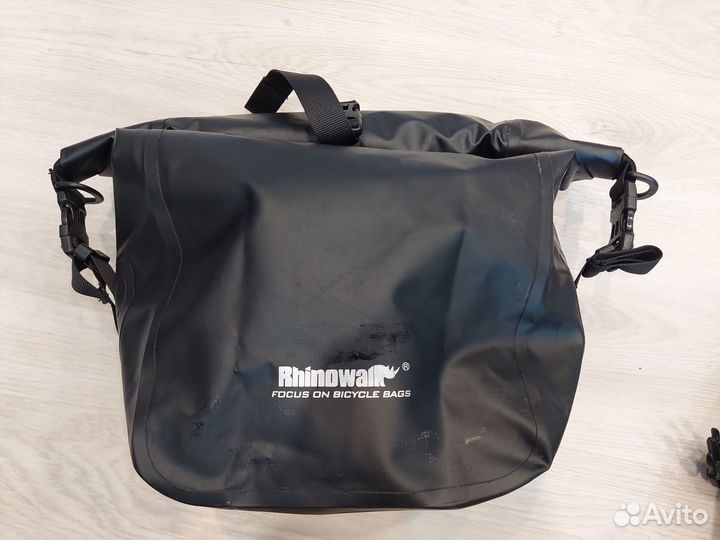 Велосумки Rhinowalk 20 л