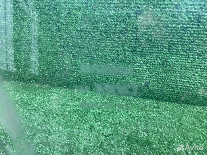 Стекло двери переднее правое Nissan Primera P11