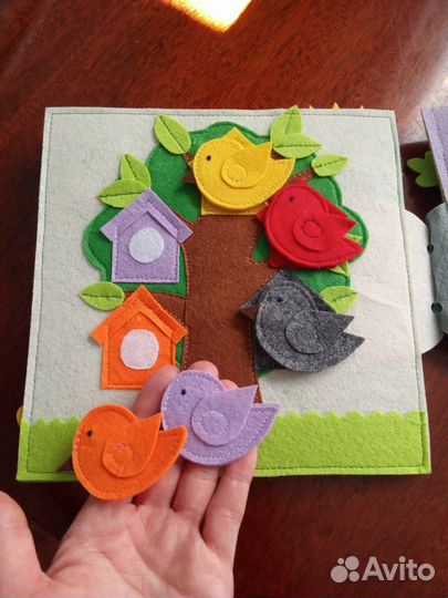 Развивающая книжка из фетра