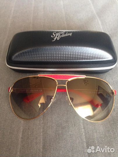 Очки солнцезащитные