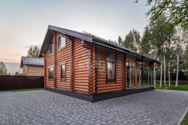 Дом 171,7 м² на участке 10 сот.