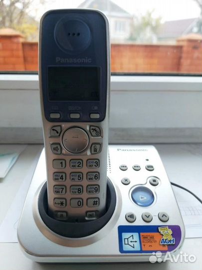 Телефон Panasonic