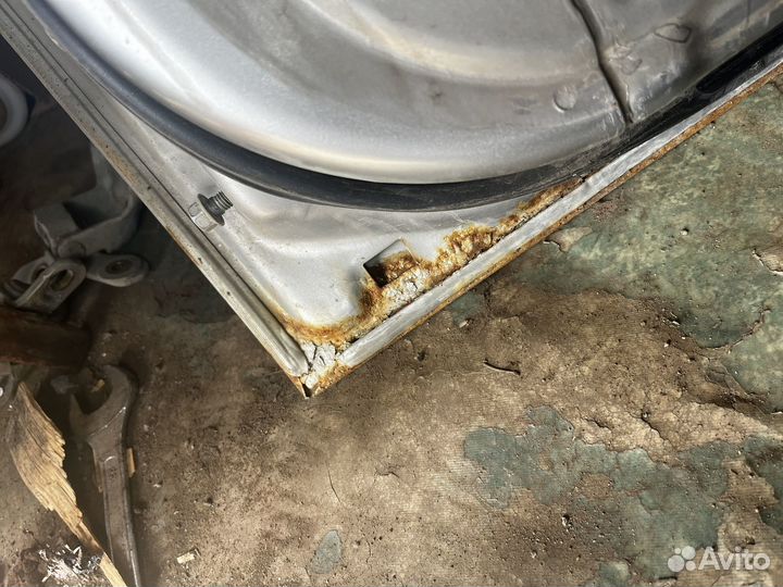 Дверь передняя правая kia rio 1 рестайлинг