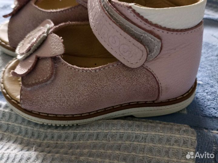 Сандалии тапибу