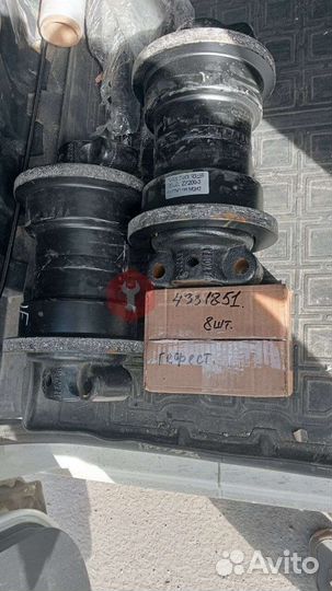 Каток поддерживающий Case LR611M CR2880