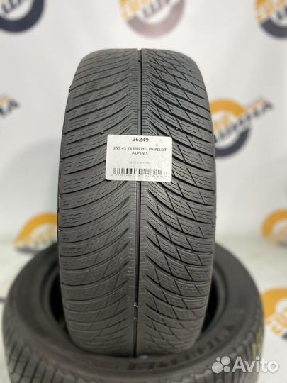 Michelin Pilot Alpin 5 255/45 R18 104T