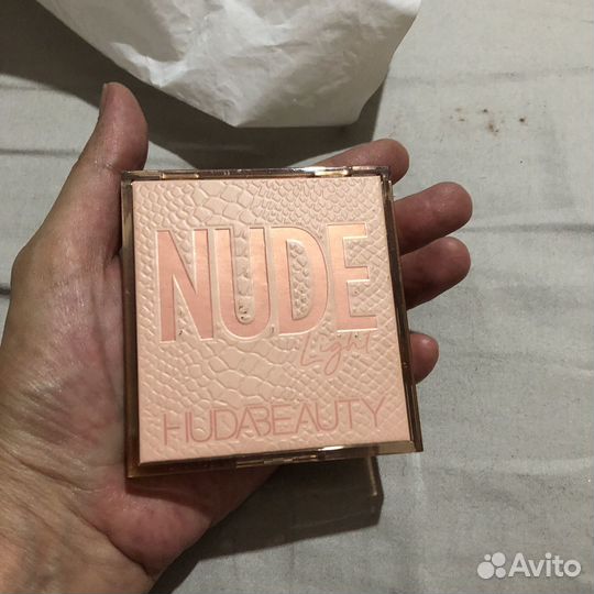 Тени для век