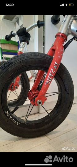 Беговел jetcat